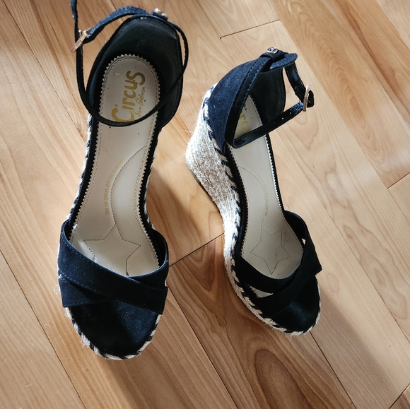 Sam Edelman Circus black Espadrille Sandals with ankle strap. - Picture 2 of 6